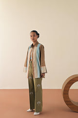 Motley shirt with olive emb. pants