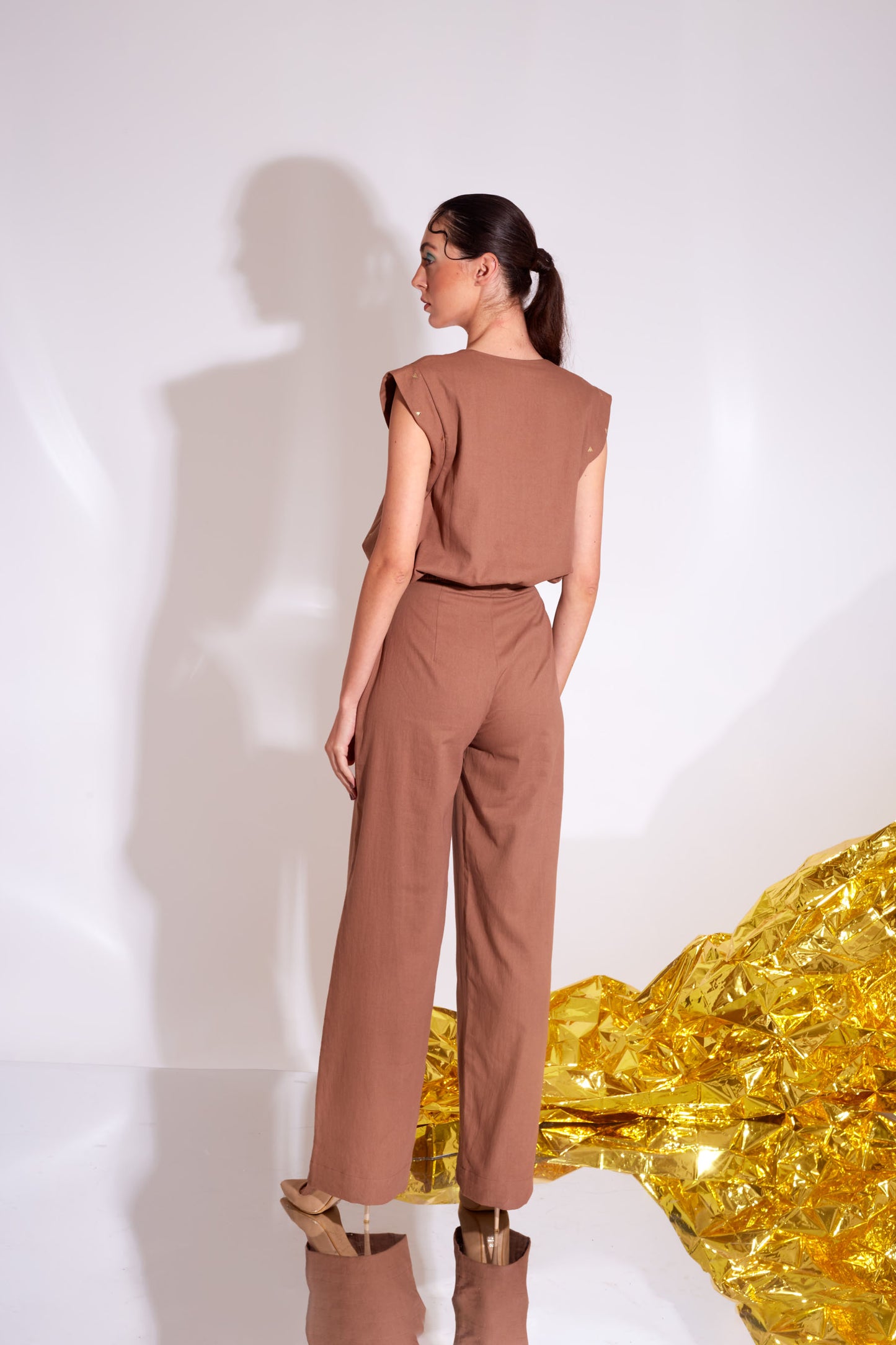 Mod- Nutshell Brown Jacket And Pants